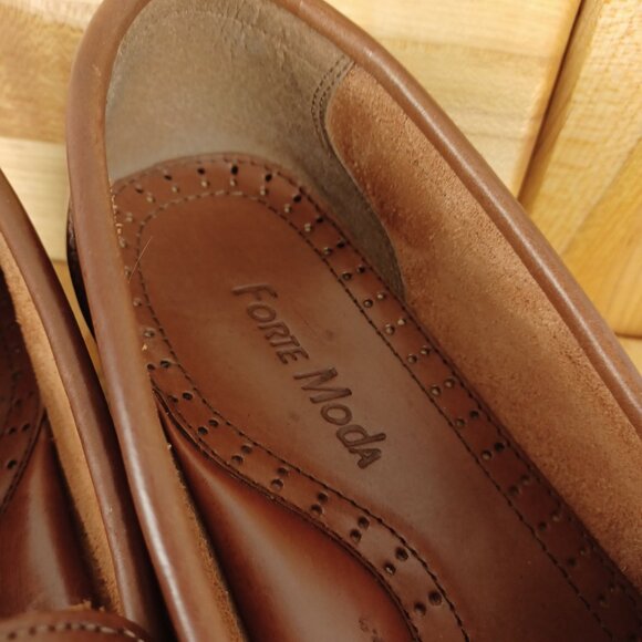 Men’s Vintage Brown Leather Loafers, Size 10D - Picture 4 of 12